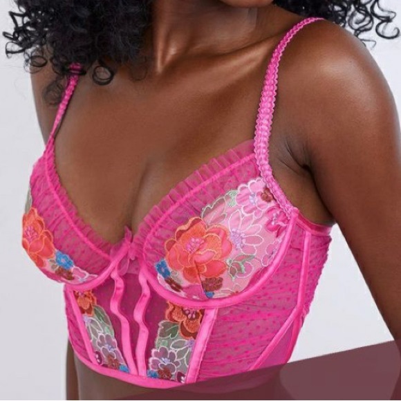 For love and lemons corset- price is firm. - Picture 3 of 12